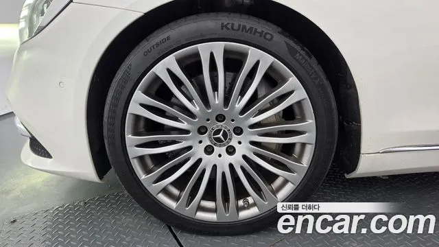 Mercedes-Benz S-Класс 2018 thumb 5