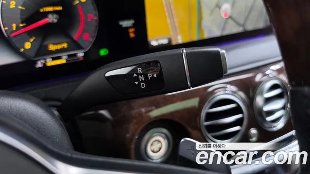 Mercedes-Benz S-Класс 2018 thumb 9
