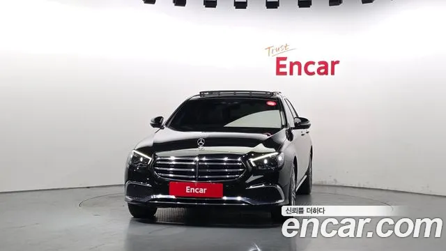 Mercedes-Benz E-Класс 2021 thumb 3