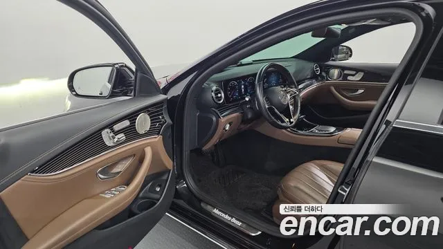 Mercedes-Benz E-Класс 2021 thumb 10