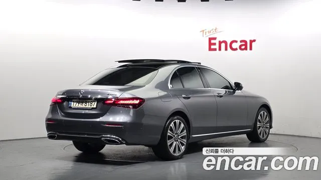 Mercedes-Benz E-Класс 2021 thumb 2