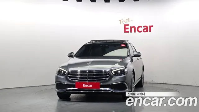 Mercedes-Benz E-Класс 2021 thumb 3
