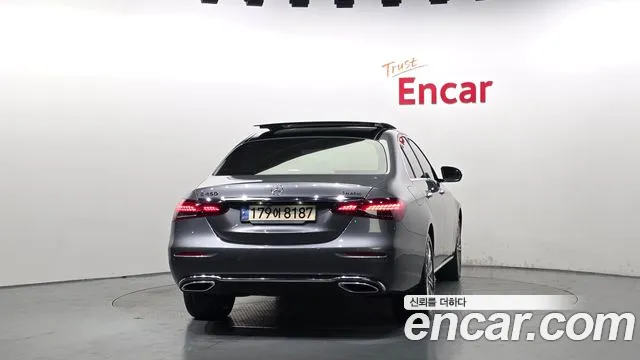 Mercedes-Benz E-Класс 2021 thumb 4