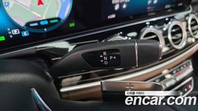 Mercedes-Benz E-Класс 2021 thumb 9