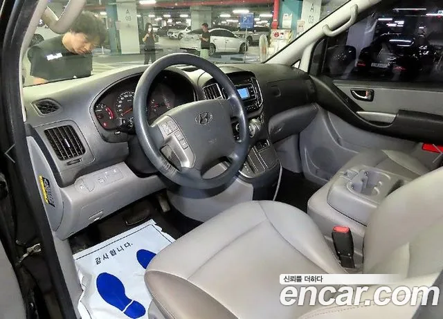 Hyundai Starex 2016 thumb 12