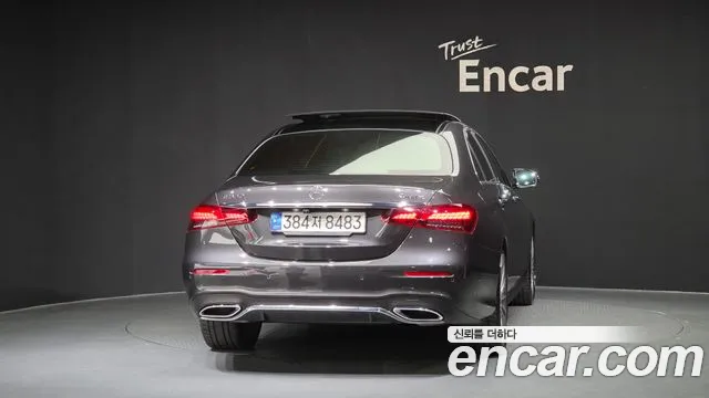 Mercedes-Benz E-Класс 2021 thumb 4