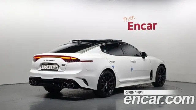 Kia Stinger 2020 thumb 2