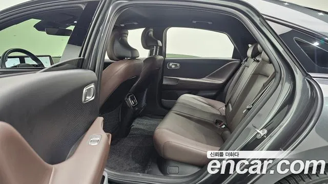 Hyundai IONIQ 6 2023 thumb 12