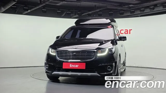 Kia Carnival 2017 thumb 3