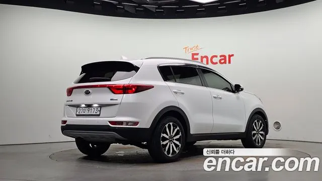 Kia Sportage 2018 thumb 2