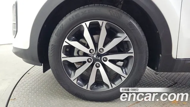 Kia Sportage 2018 thumb 5