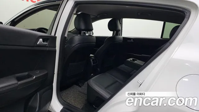 Kia Sportage 2018 thumb 11