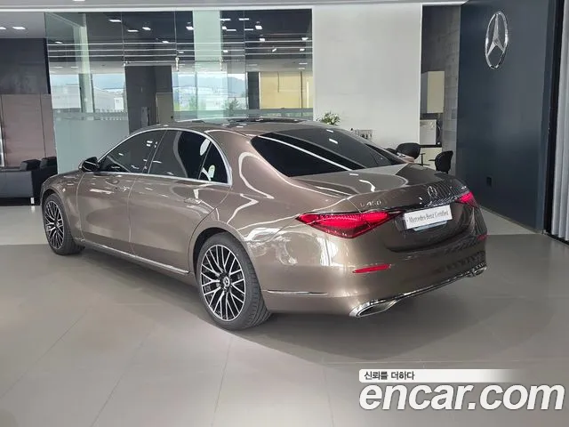 Mercedes-Benz S-Класс 2025 thumb 2