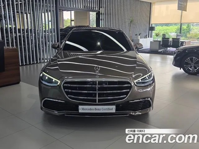 Mercedes-Benz S-Класс 2025 thumb 3
