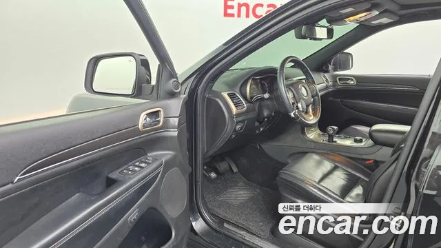 Jeep Cherokee 2015 thumb 10