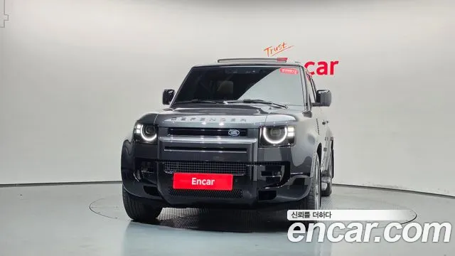 Land Rover Defender 2026 thumb 2