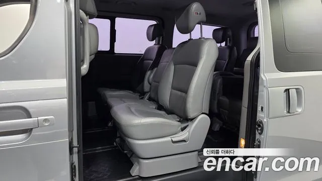 Hyundai Starex 2015 thumb 11