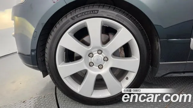 Land Rover Range Rover 2017 thumb 5