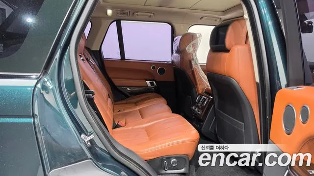 Land Rover Range Rover 2017 thumb 12