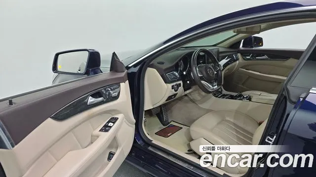 Mercedes-Benz CLS-Class 2016 thumb 10
