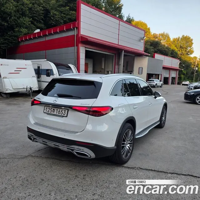 Mercedes-Benz GLC 2023 thumb 6
