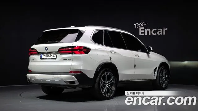 BMW X5 2023 thumb 2