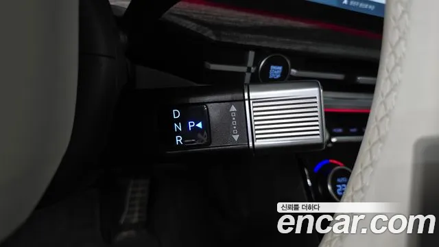 Hyundai Santa Fe 2024 thumb 9