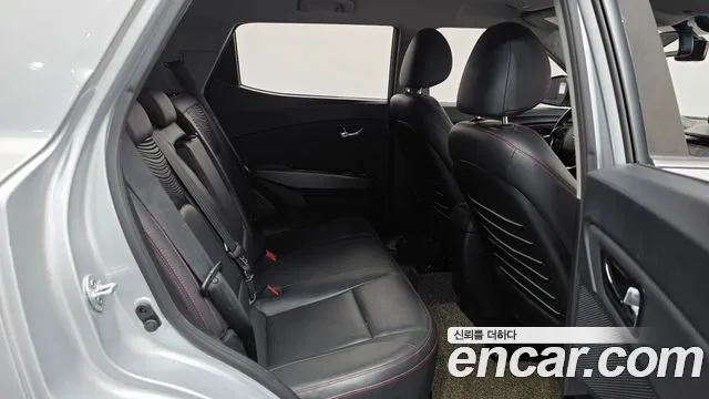 KG_Mobility_Ssangyong TIBOLI 2018 thumb 11