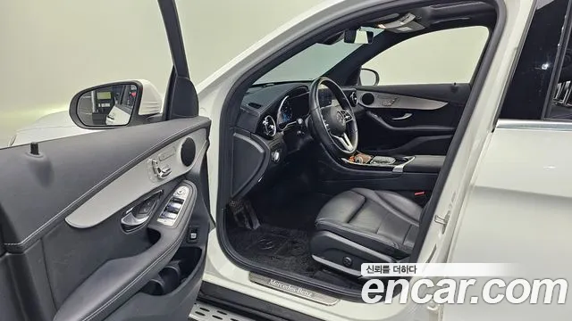 Mercedes-Benz GLC 2021 thumb 10