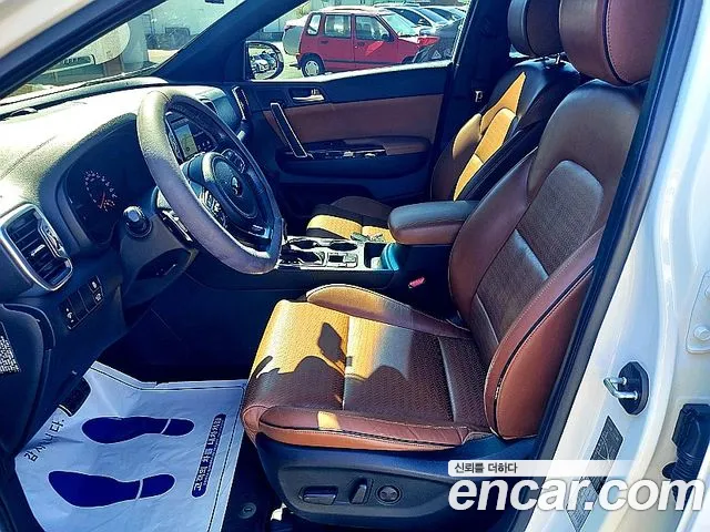 Kia Sportage 2015 thumb 10