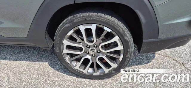 KG_Mobility_Ssangyong Torres 2023 thumb 7