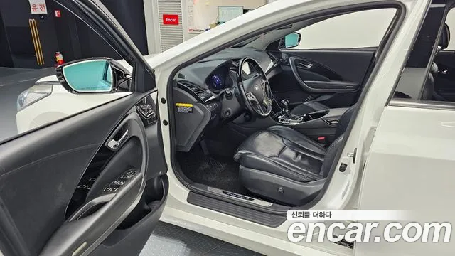 Hyundai Grandeur 2013 thumb 10