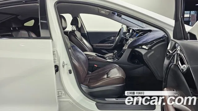 Hyundai Grandeur 2011 thumb 11