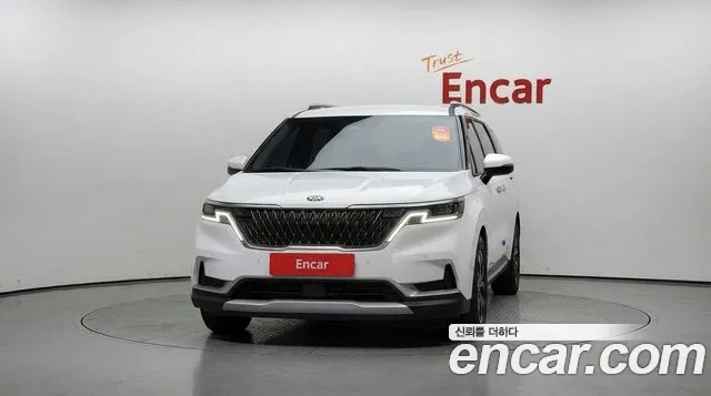 Kia Carnival 2021 thumb 3