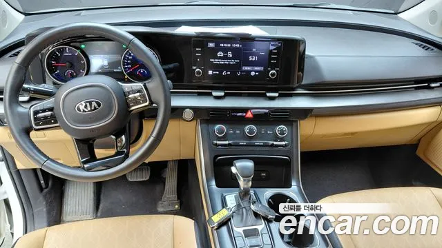 Kia Carnival 2021 thumb 7