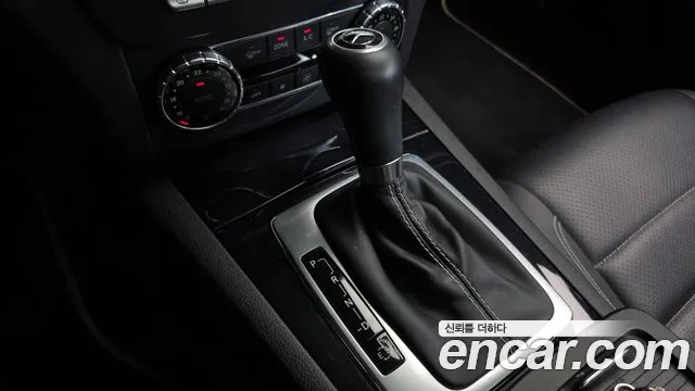 Mercedes-Benz C-Класс 2013 thumb 9