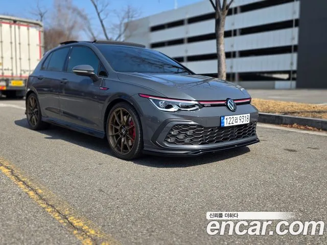 Volkswagen Golf Sportsvan 2023 thumb 2