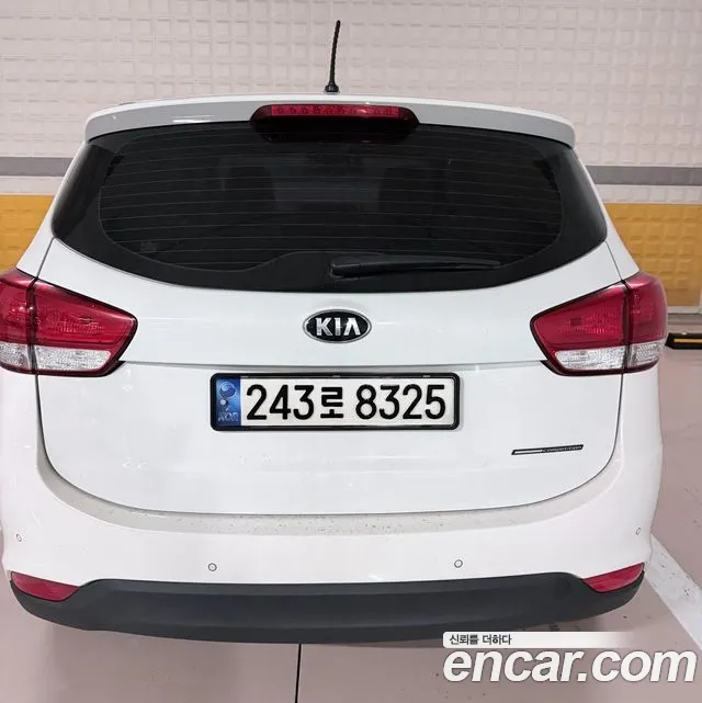 Kia Carens 2013 thumb 4