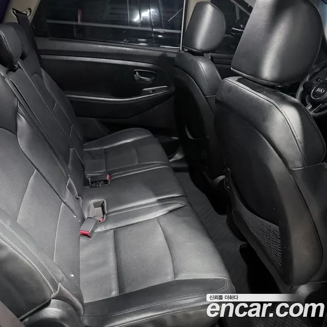 Kia Carens 2013 thumb 10