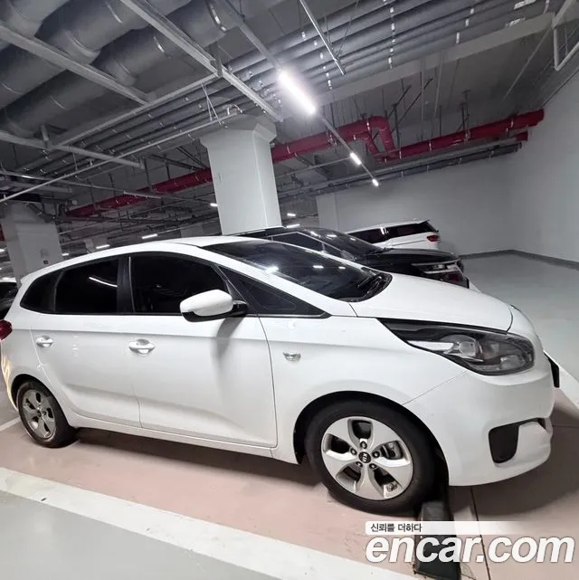 Kia Carens 2013 thumb 12