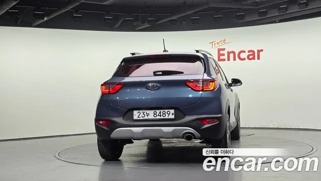 Kia Stonic 2018 thumb 4