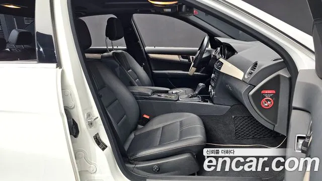 Mercedes-Benz C-Класс 2013 thumb 11