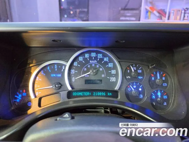 Hummer H2 2003 thumb 10