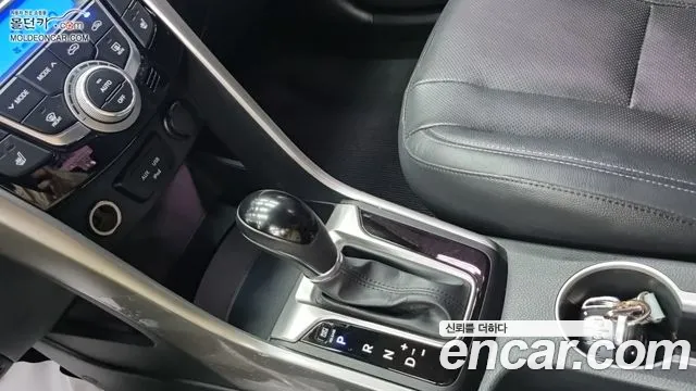 Hyundai i30 2015 thumb 9
