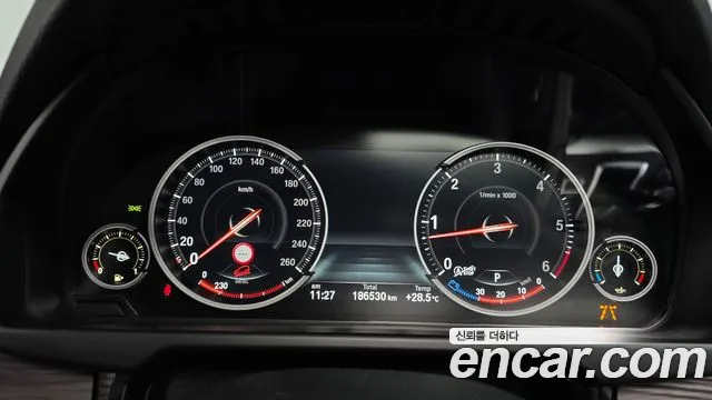 BMW X5 2018 thumb 8