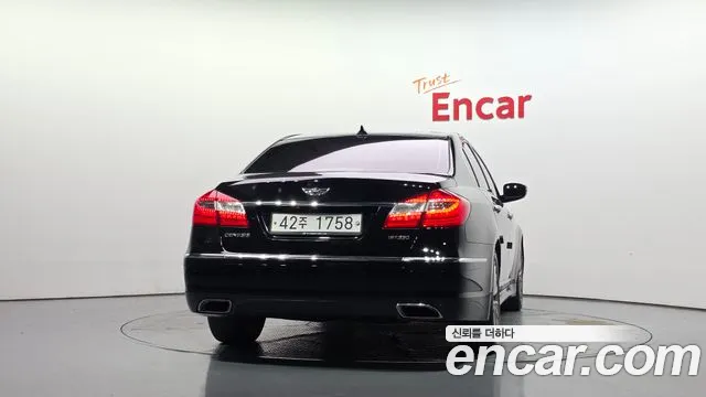 Hyundai Genesis 2012 thumb 4