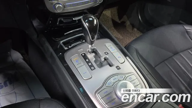 Hyundai Genesis 2012 thumb 9