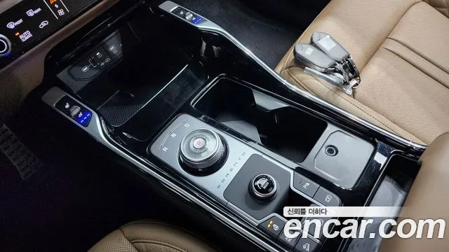 Kia Sorento 2024 thumb 9