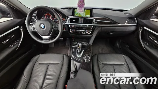 BMW 3-Series 2016 thumb 7