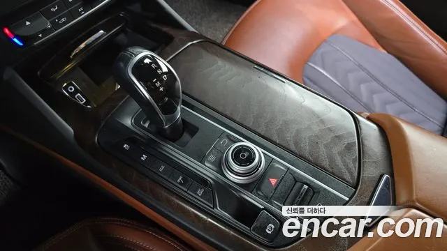 Maserati Levante 2018 thumb 9